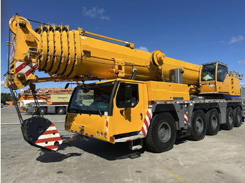 Autokranas LIEBHERR