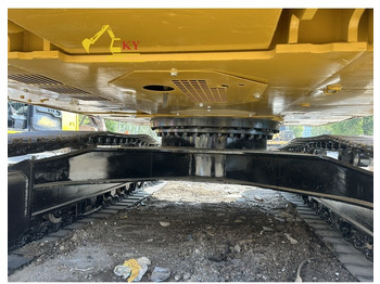 Vikšrinis ekskavatorius 2023 Caterpillar 325: foto 4