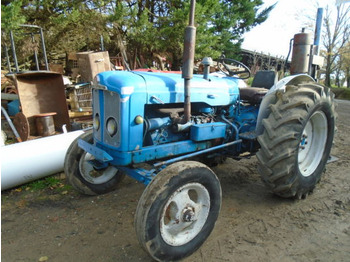 Traktorius FORDSON