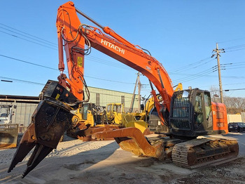 Vikšrinis ekskavatorius HITACHI ZX225
