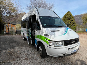 Mikroautobusas IVECO Daily