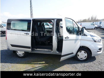 Komercinis automobilis su dviguba kabina FORD Transit