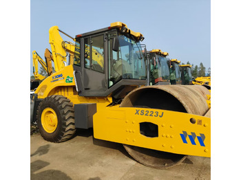 Asfalto volus XCMG XS223J