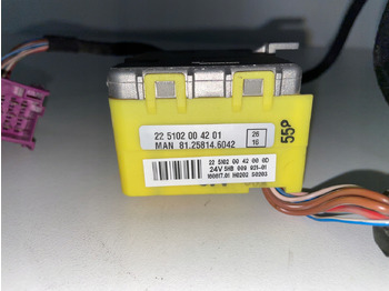 Valdymo blokas - Sunkvežimis STEROWNIK WEBASTA MAN TGX TGS 81258146042: foto 2 Valdymo blokas - Sunkvežimis STEROWNIK WEBASTA MAN TGX TGS 81258146042: foto 2