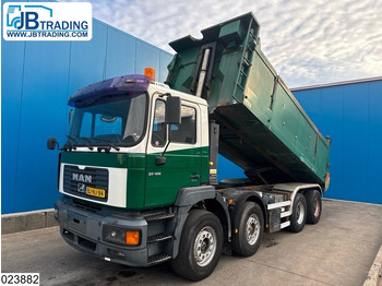 Savivartis sunkvežimis MAN