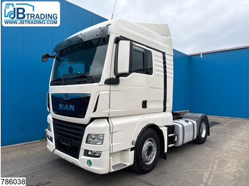 Vilkikas MAN TGX 18.460
