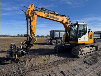 Vikšrinis ekskavatorius LIEBHERR R 920