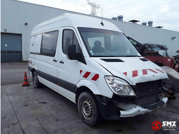 Furgonas su krovinių dėže MERCEDES-BENZ Sprinter 311