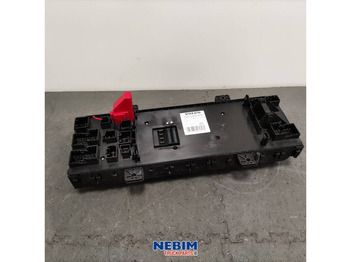 Atsarginės dalys - Sunkvežimis Volvo Volvo - 22619989 - Zekering- en relaiscentrum: foto 2