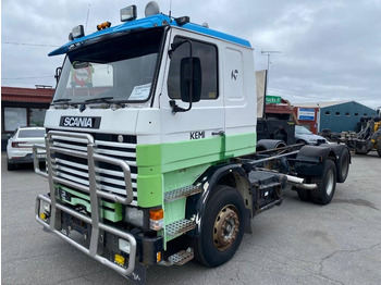 Važiuoklės sunkvežimis SCANIA R142