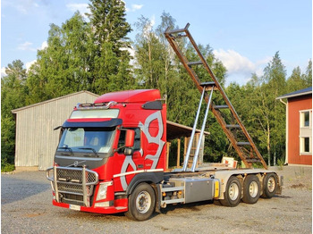 Konteineris-vežimus/ Sukeisti kūną sunkvežimis VOLVO FM 500