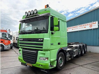 Konteineris-vežimus/ Sukeisti kūną sunkvežimis DAF XF 105 460