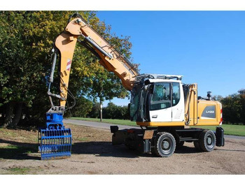 Ekskavatorius su ilga strėle LIEBHERR LH 22 M
