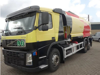 Autocisterna VOLVO FM12