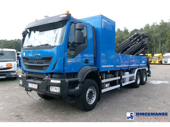 Sunkvežimis su kranu IVECO