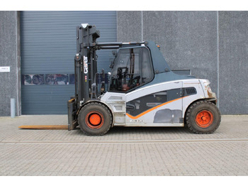 Elektrinis krautuvas CARER