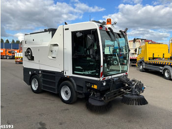 Gatvių šlavimo mašina Schmidt Compact 400 Euro 6 with 3-rd brush: foto 5