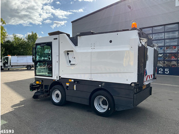 Gatvių šlavimo mašina Schmidt Compact 400 Euro 6 with 3-rd brush: foto 2