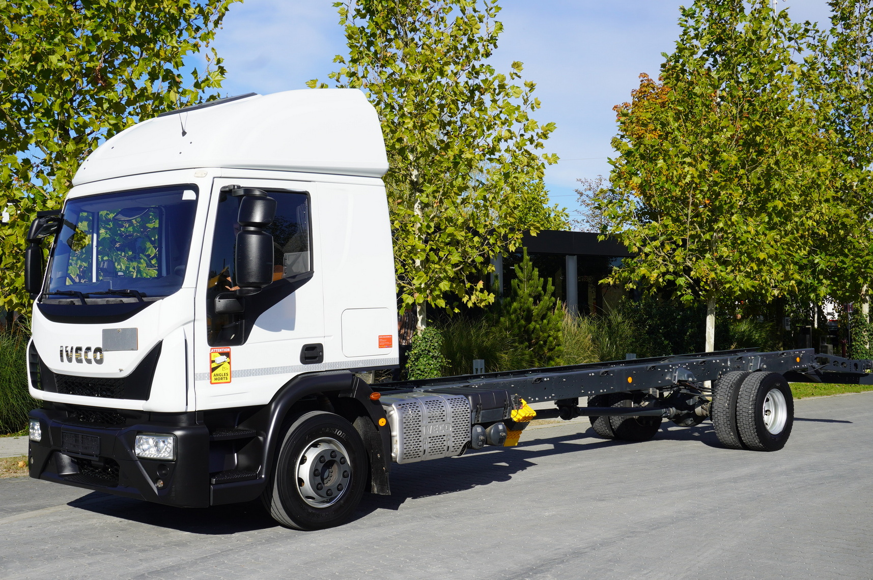 Važiuoklės sunkvežimis IVECO EuroCargo 140E