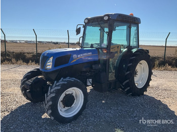 Traktorius NEW HOLLAND T4.95