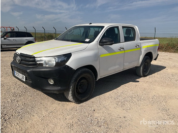 Pikapas TOYOTA Hilux