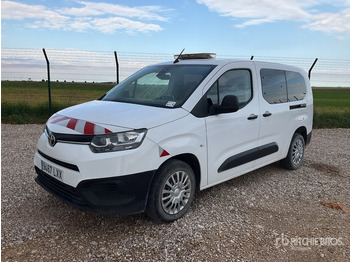 Mikroautobusas TOYOTA Proace