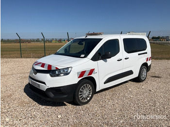 Mikroautobusas TOYOTA Proace