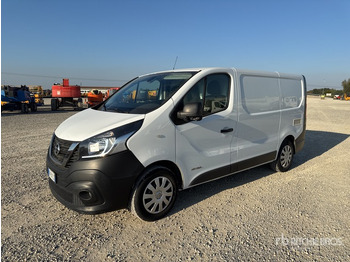 Mažas furgonas NISSAN