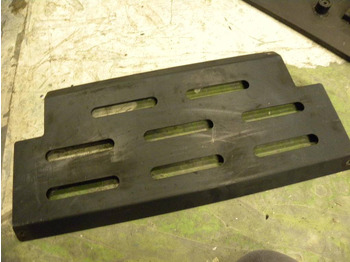 Kėbulas ir išorė STILL