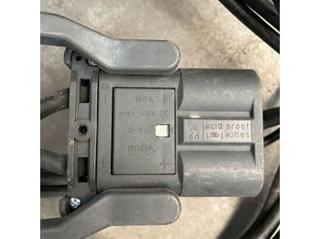 Elektros sistema - Krovimo technika Tricom 24V/60A: foto 2