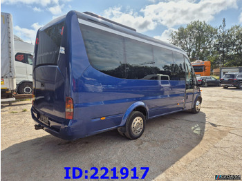 Turistinis autobusas FORD