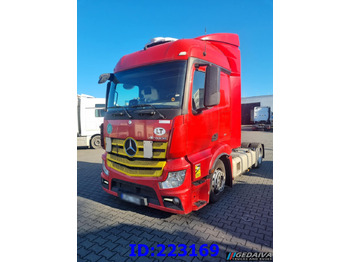 Vilkikas MERCEDES-BENZ Actros 1845