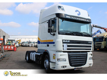 Vilkikas DAF XF 105 460