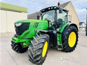 Traktorius JOHN DEERE 6210R