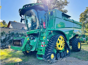 Derliaus nuėmimo kombainas JOHN DEERE S780