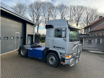 Interior photo 1: Volvo F 16.505 hp | 4x2 | AIR SUSPENSION | 1992 | GLOBETROTTER | lizingą Volvo F 16.505 hp | 4x2 | AIR SUSPENSION | 1992 | GLOBETROTTER | Interior photo 1: Volvo F 16.505 hp | 4x2 | AIR SUSPENSION | 1992 | GLOBETROTTER | lizingą Volvo F 16.505 hp | 4x2 | AIR SUSPENSION | 1992 | GLOBETROTTER |