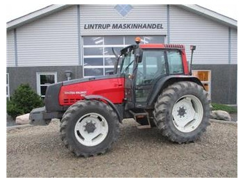 Traktorius VALMET