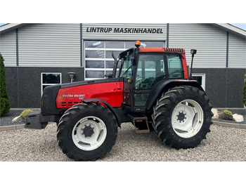 Traktorius VALMET