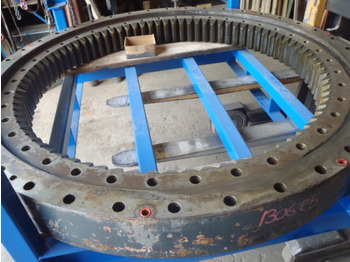 Pasukimo žiedas CATERPILLAR