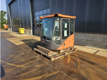 Kabina DOOSAN