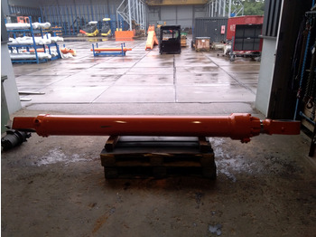 Hidraulinis cilindras HITACHI