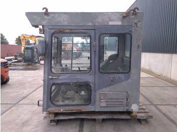 Kabina HITACHI