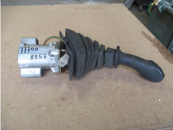 Kabina ir interjeras HITACHI