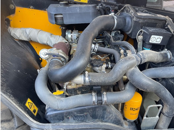 Teleskopinis krautuvas JCB 533-105: foto 5