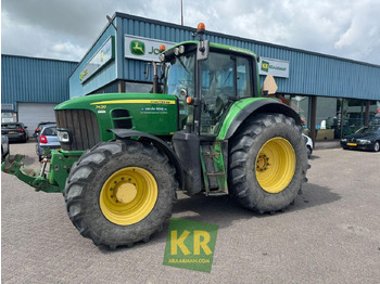 Traktorius JOHN DEERE 7430