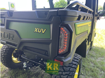 Keturratis JOHN DEERE