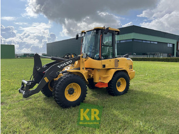 Ratinis krautuvas VOLVO L30