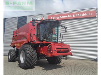 Derliaus nuėmimo kombainas CASE IH Axial-Flow