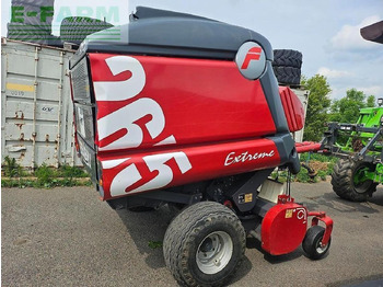 Stačiakampių ryšulių presas FERABOLI