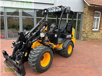 Ratinis krautuvas JCB 403